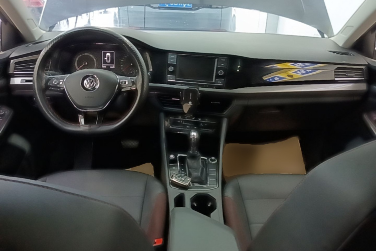 Volkswagen Bora 2020 car image #10