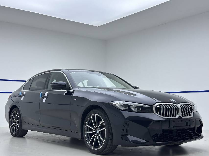BMW 3 Series 2023 car image #3