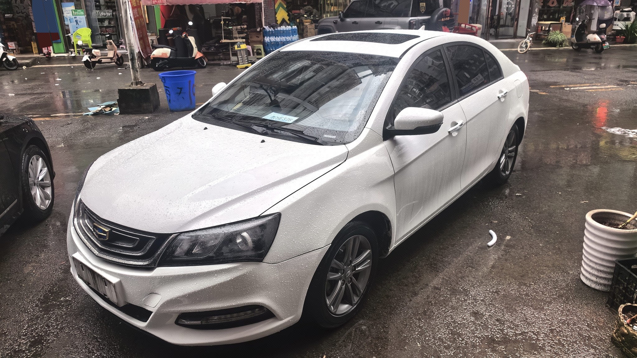 GEELY Emgrand 2016 car image 
