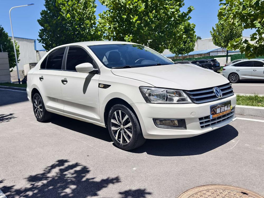Volkswagen Santana 2016 car image #3