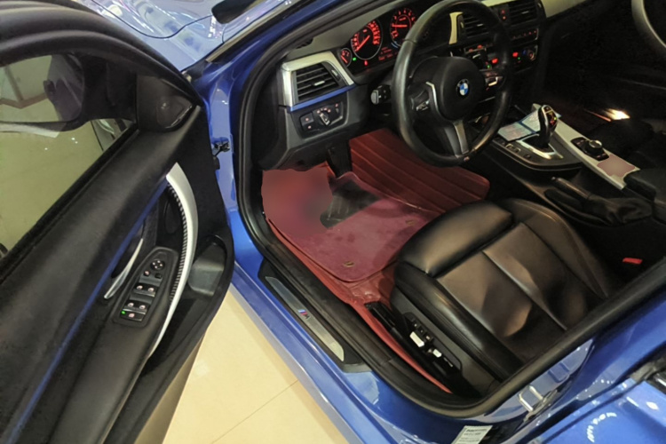 BMW 3 Series 2018 #16 BMW 3 Series 2018 car image #16