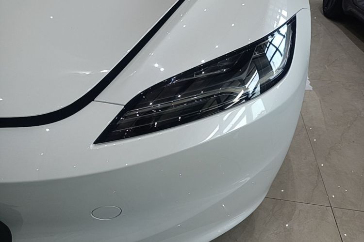 Tesla Model 3 2024 #23 Tesla Model 3 2024 car image #23