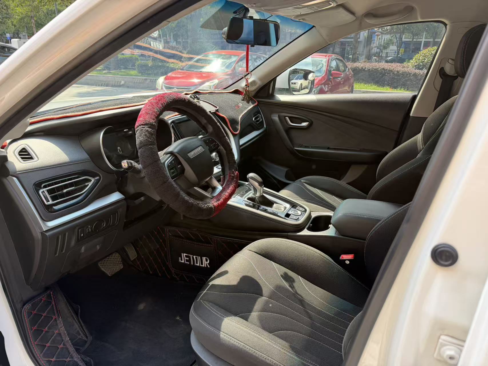 Jetour X70M 2020 #8 Jetour X70M 2020 صورة سيارة #8