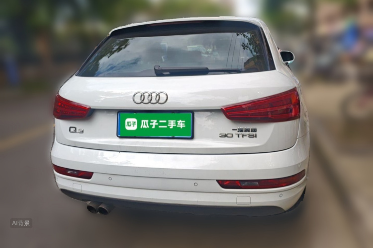 Audi Q3 2018 car image #6