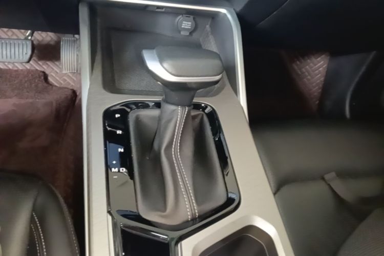 GEELY Emgrand 2024 #14 GEELY Emgrand 2024 image de voiture #14