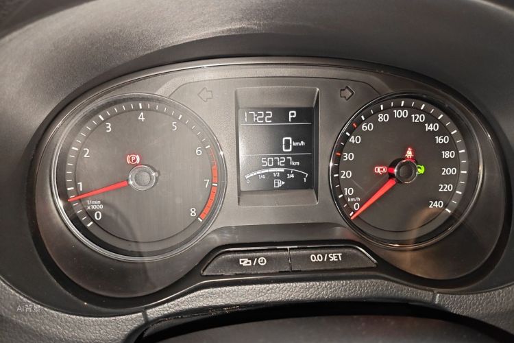 Volkswagen Polo 2016 car image #13