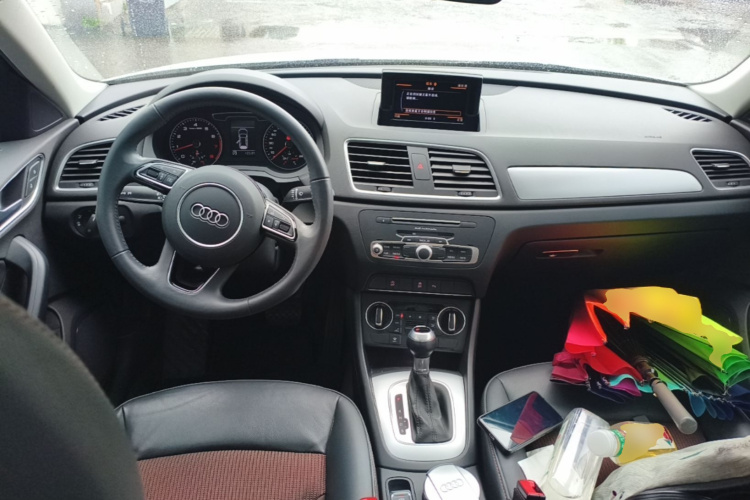 Audi Q3 2019 #11 Audi Q3 2019 car image #11