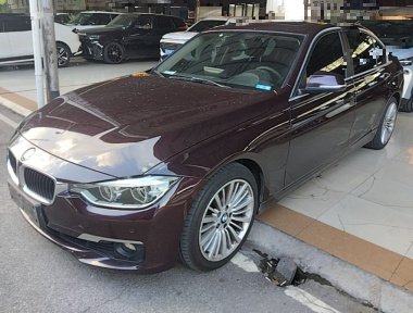 BMW 3 Series 2018 car image 