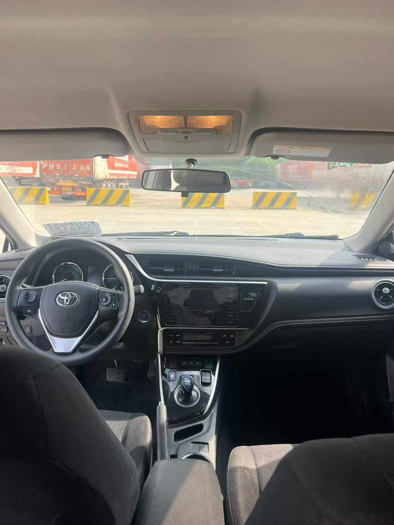 Toyota Corolla 2018 car image #2