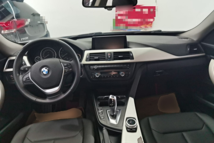 BMW 3 Series GT 2016 car image #11