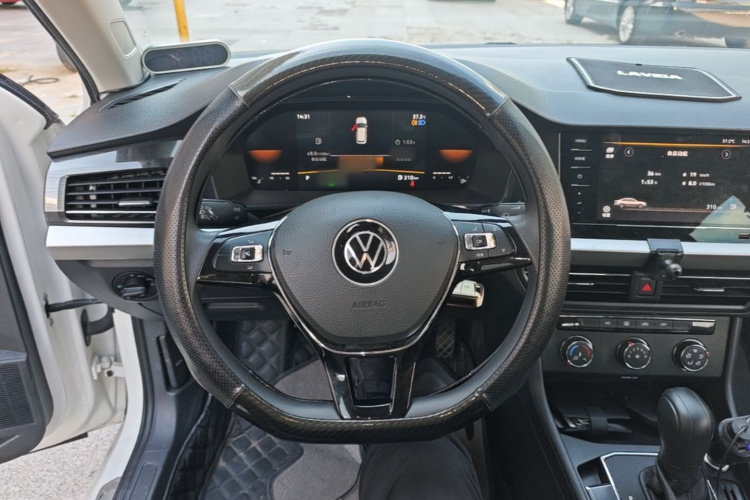 Volkswagen Lavida 2021 #11 Volkswagen Lavida 2021 car image #11