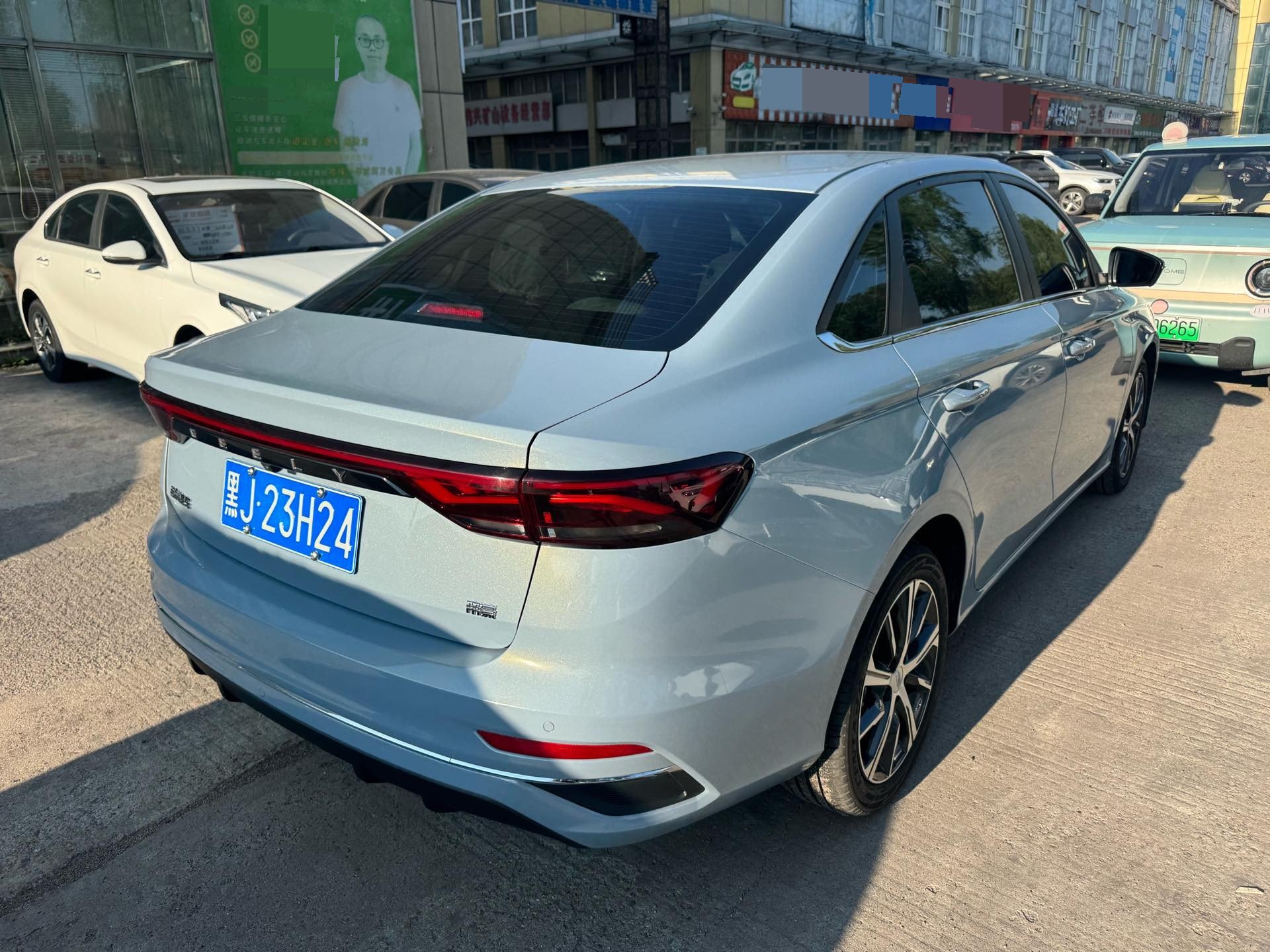 GEELY Emgrand 2023 car image #4