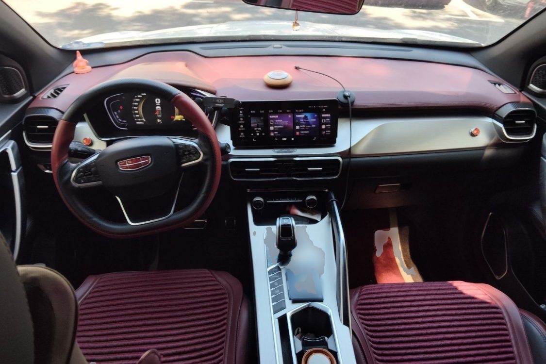GEELY Coolray 2020 car image #21