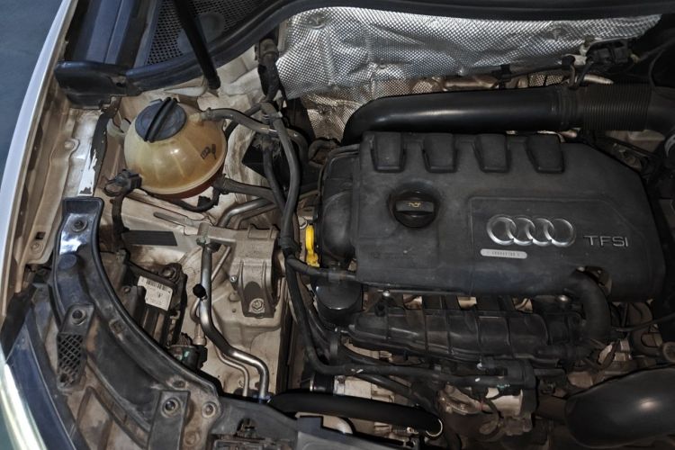 Audi Q3 2015 #22 Audi Q3 2015 car image #22