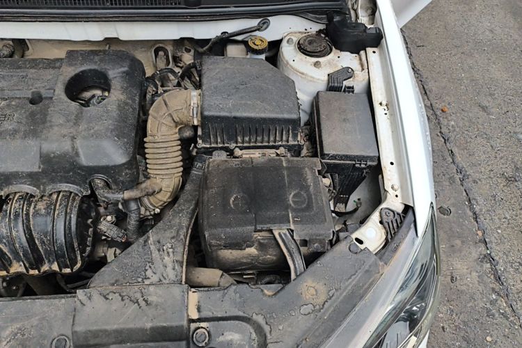 GEELY Emgrand 2019 car image #25