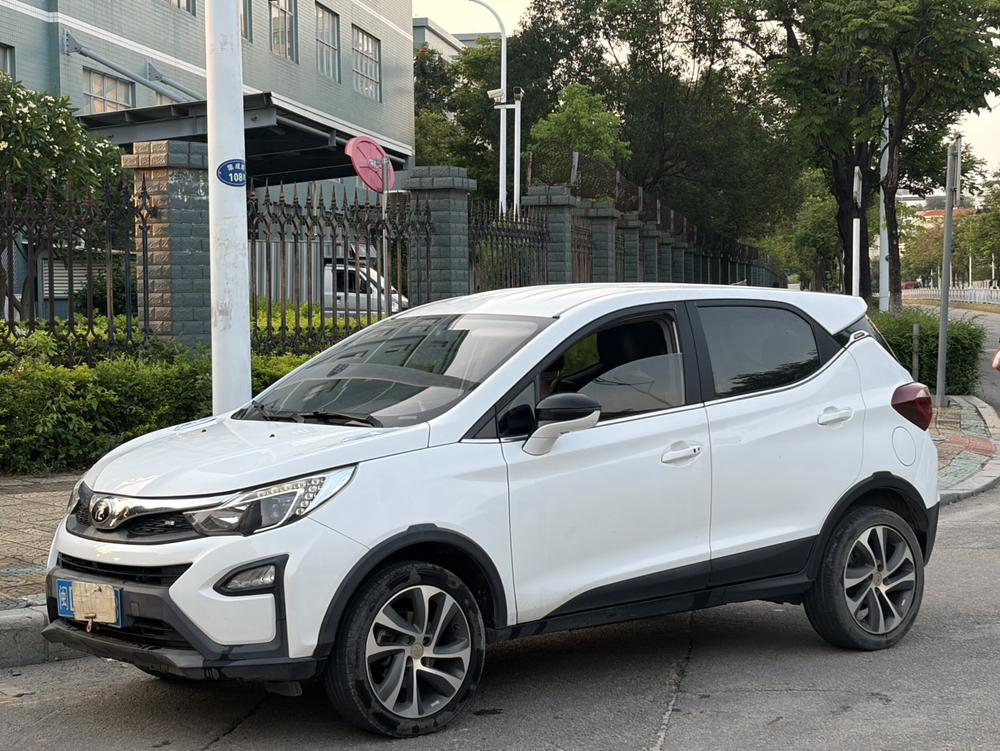 BYD Yuan 2018 car image 