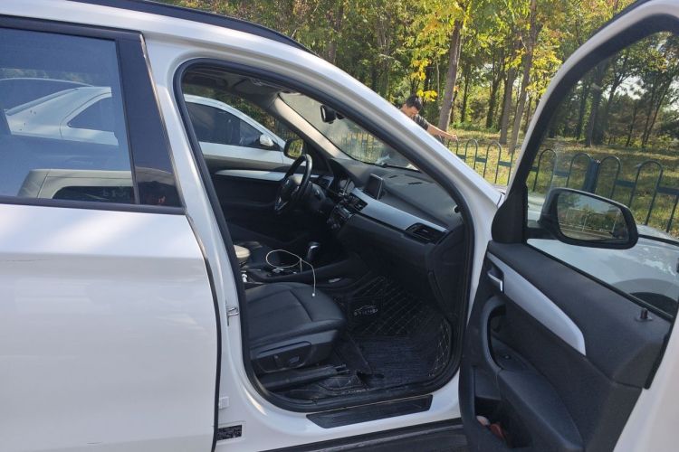 BMW X1 2018 #21 BMW X1 2018 imagem de carro #21