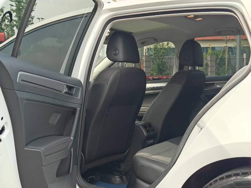 Volkswagen Golf 2020 #8 Volkswagen Golf 2020 car image #8