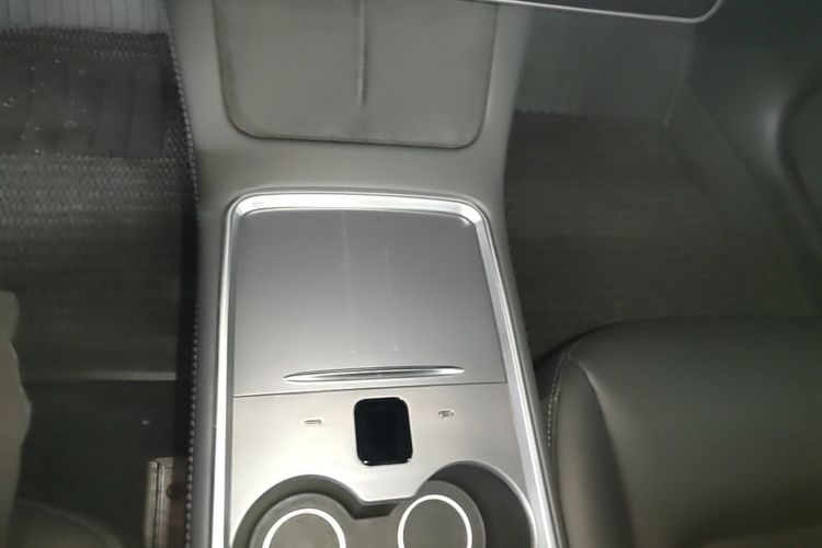 Tesla Model 3 2021 #18 Tesla Model 3 2021 car image #18