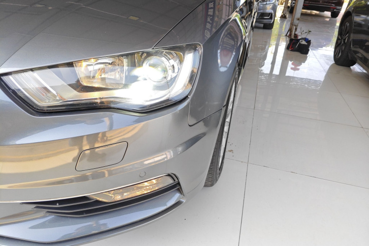 Audi A3 2016 car image #27