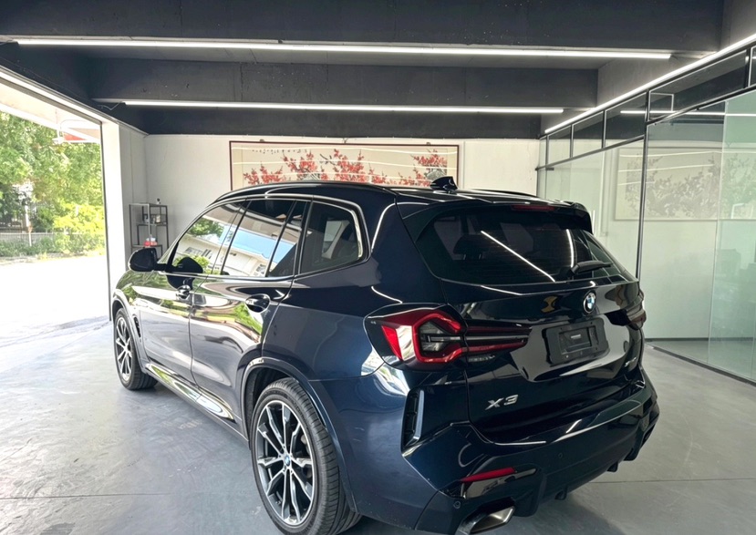 BMW X3 2021 car image #8
