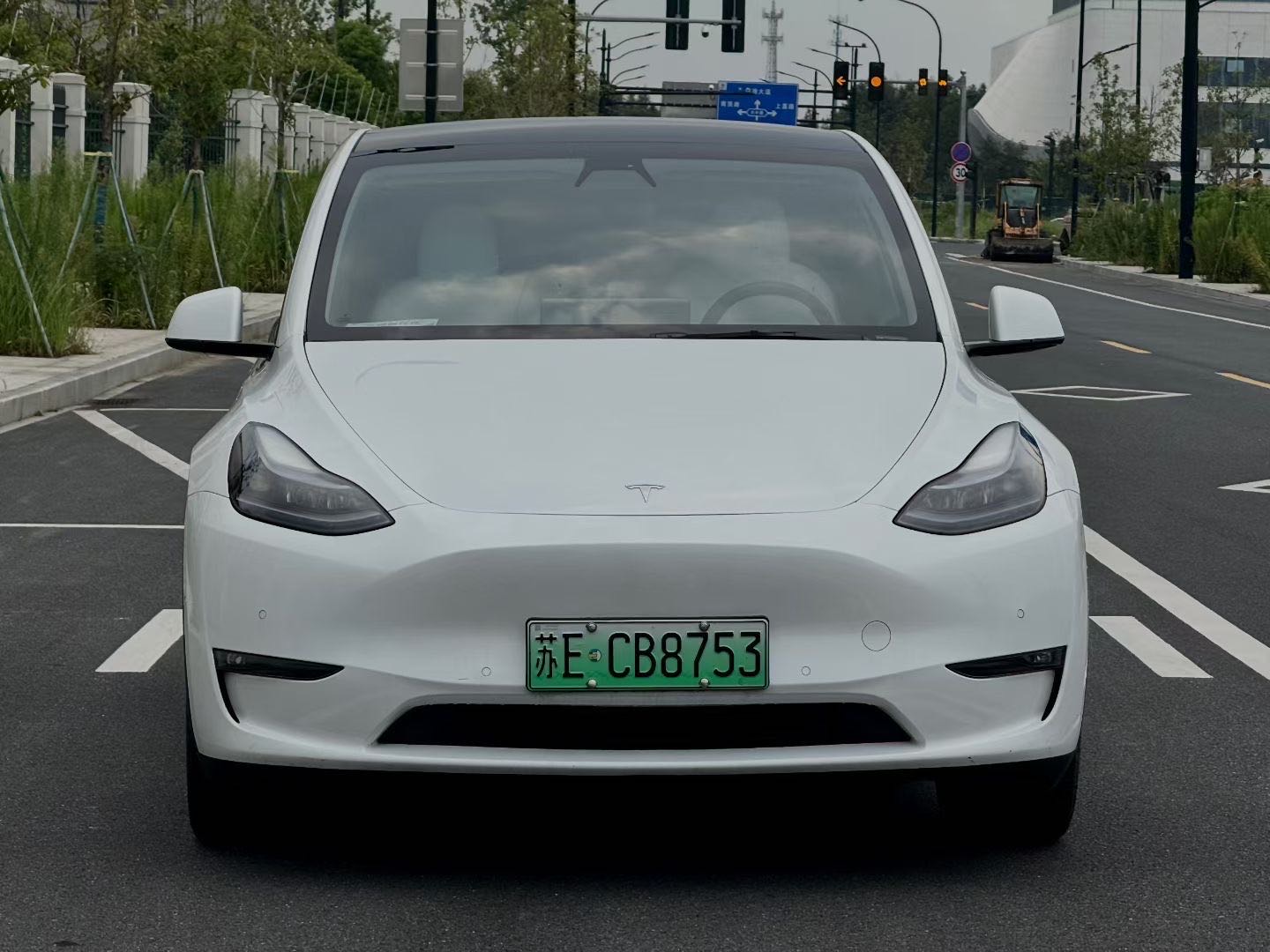 Tesla Model Y 2022 immagine di auto #2