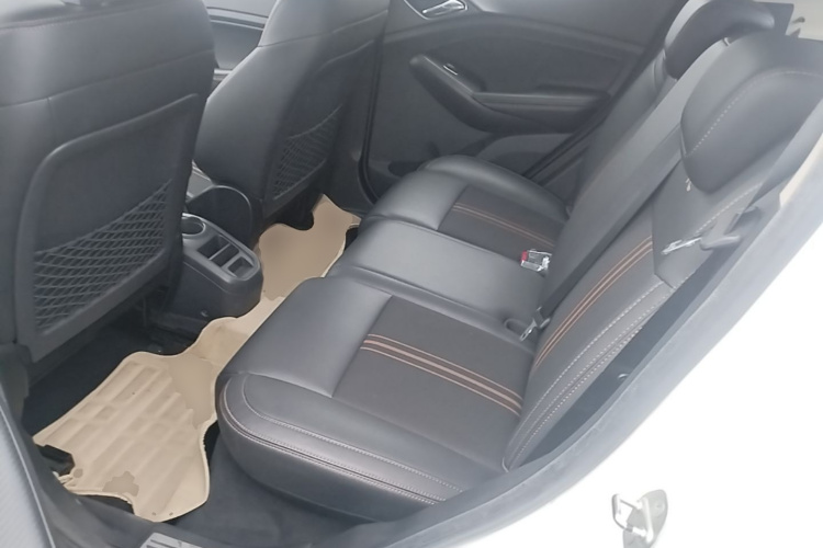 BYD Yuan 2017 #13 BYD Yuan 2017 car image #13