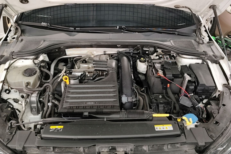 Volkswagen Golf 2021 car image #20