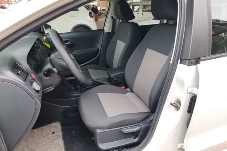 Volkswagen Polo 2018 #15 Volkswagen Polo 2018 car image #15