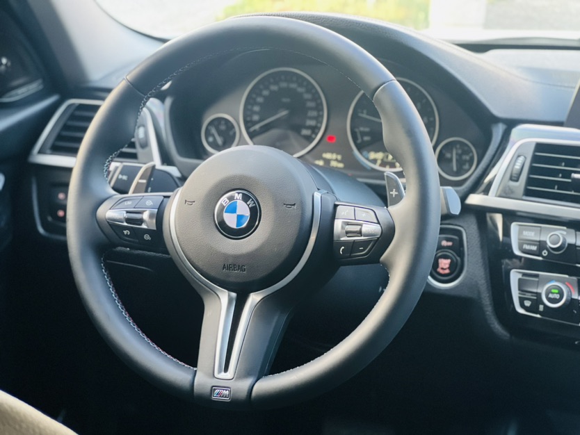 BMW 3 Series 2018 #9 BMW 3 Series 2018 car image #9