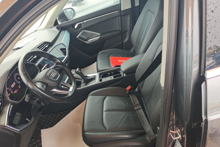Audi Q3 2020 #19 Audi Q3 2020 car image #19