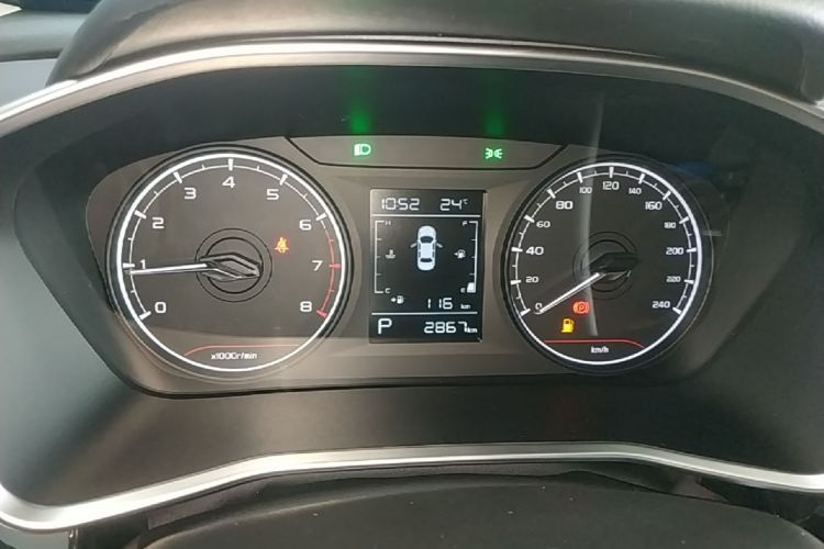 GEELY Coolray 2025 immagine di auto #12