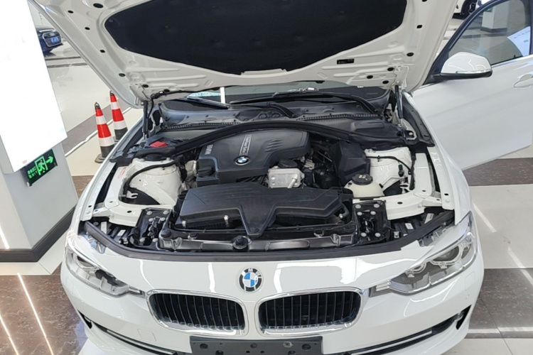 BMW 3 Series 2015 #22 BMW 3 Series 2015 car image #22