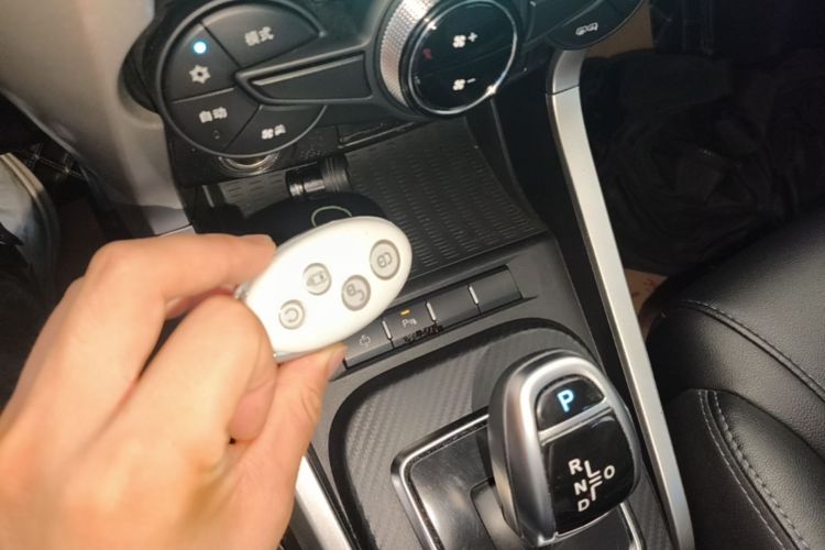 BYD Yuan New Energy 2019 #9 BYD Yuan New Energy 2019 car image #9
