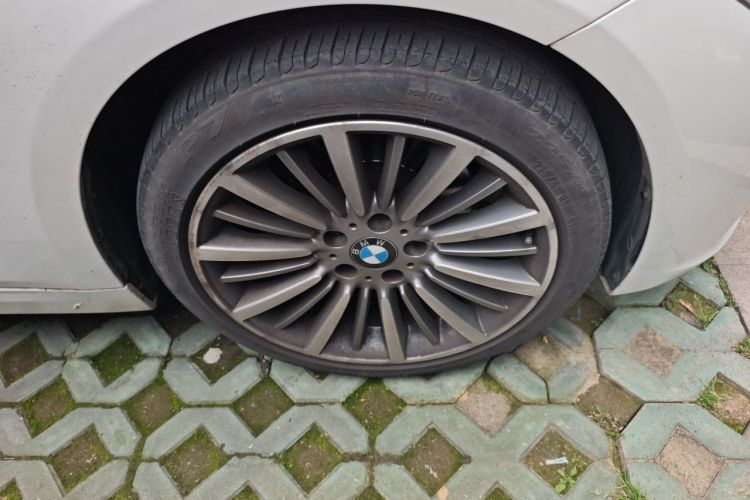 BMW 3 Series 2019 image de voiture #9