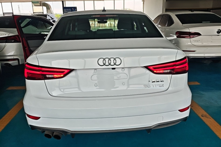 Audi A3 2019 car image #6