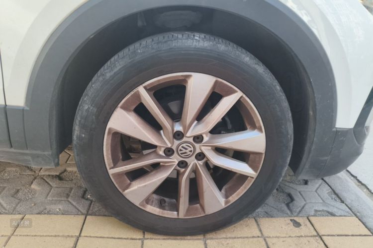 Volkswagen T-Cross 2021 car image #9