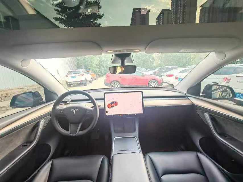 Tesla Model Y 2022 #6 Tesla Model Y 2022 car image #6
