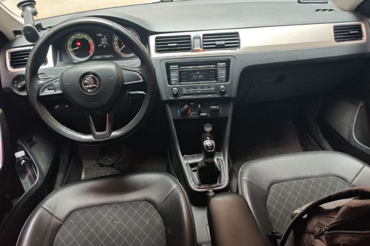 Skoda Rapid 2019 #10 Skoda Rapid 2019 car image #10