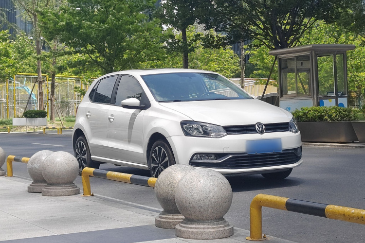 Volkswagen Polo 2017 #4 Volkswagen Polo 2017 car image #4