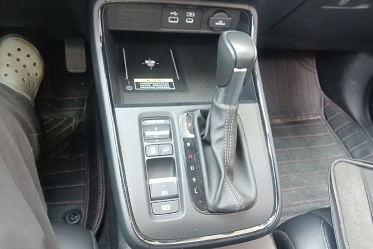 Honda CR-V 2024 car image #16