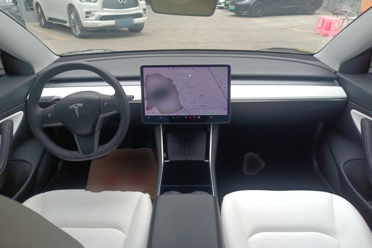 Tesla Model 3 2020 car image #11