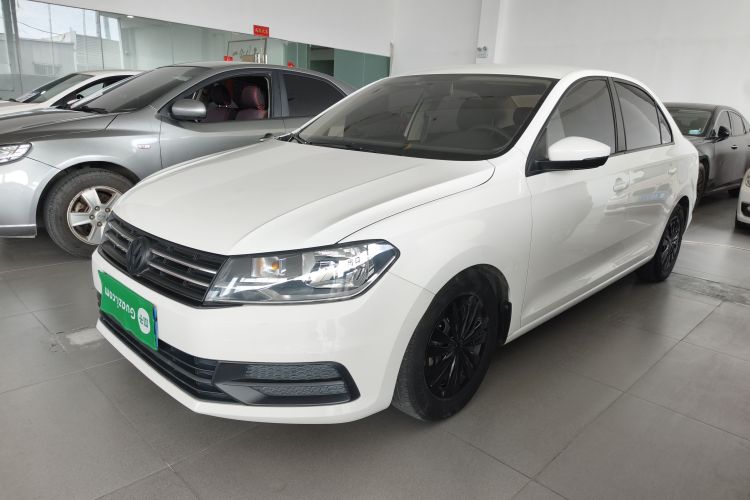 Volkswagen Santana 2018 car image #2