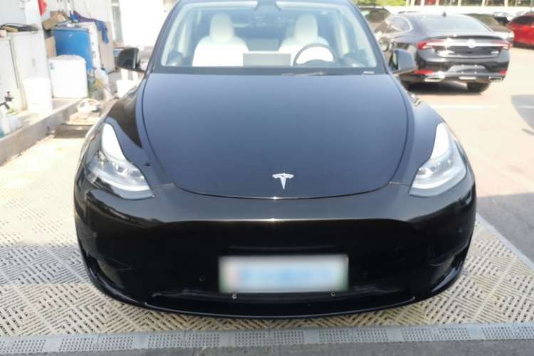 Tesla Model Y 2022 #3 Tesla Model Y 2022 car image #3