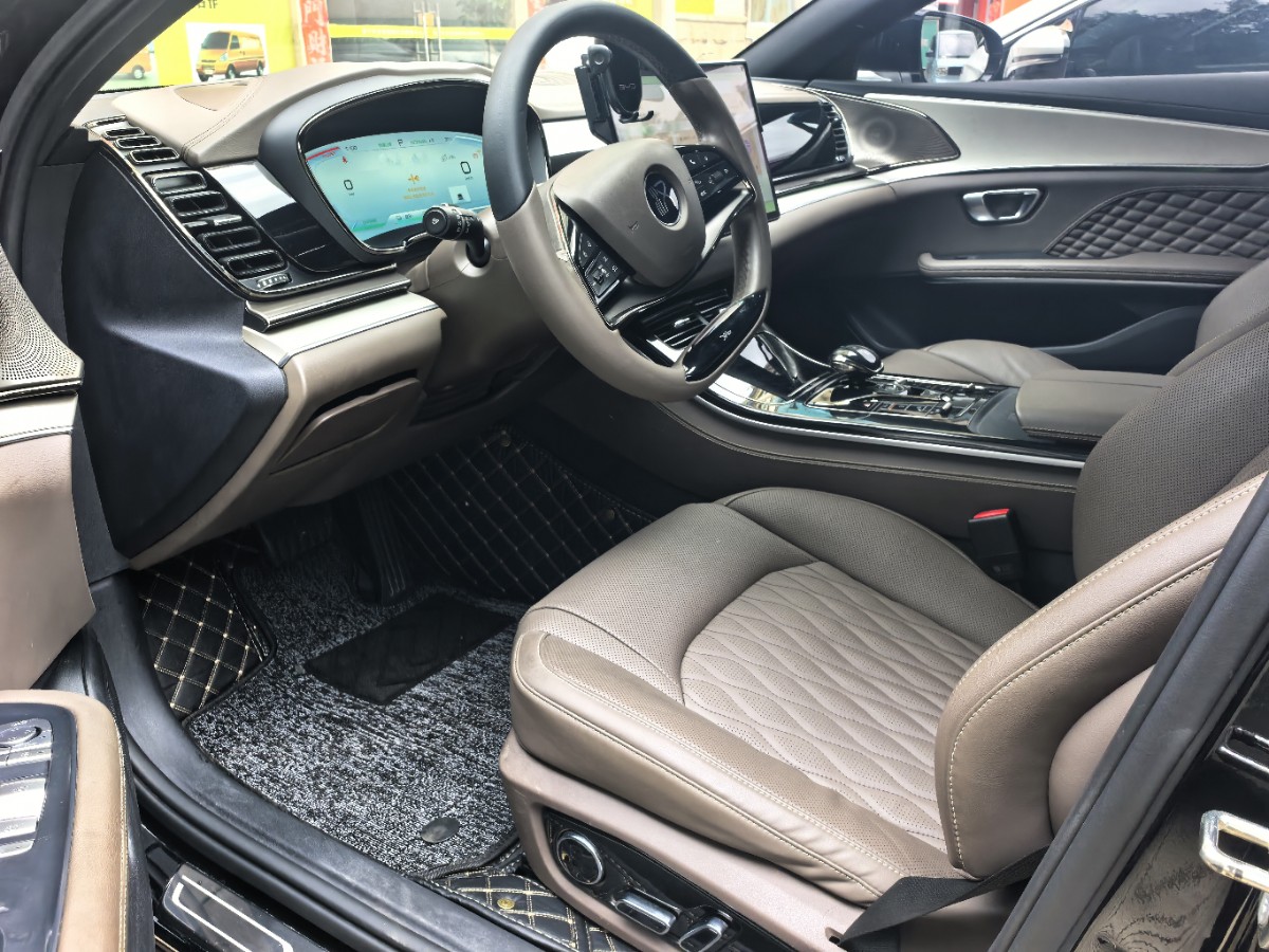 BYD Han 2024 car image #2