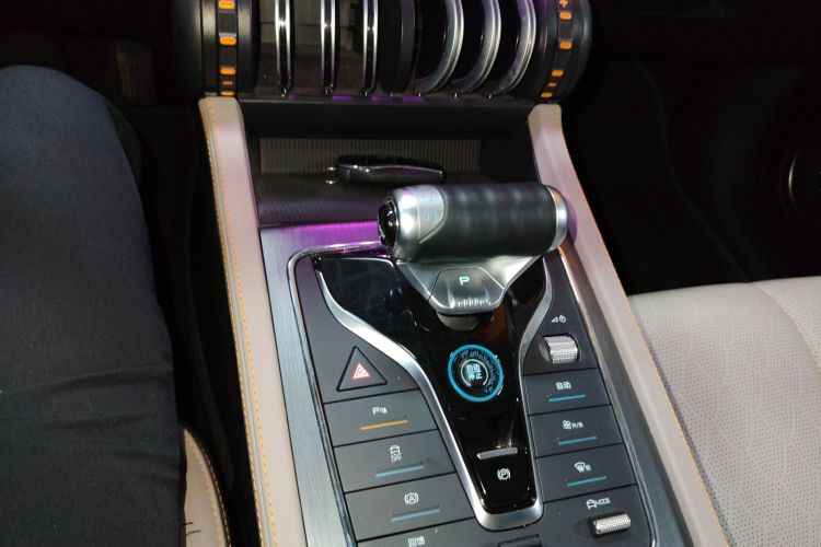 BYD Yuan Plus 2023 صورة سيارة #14