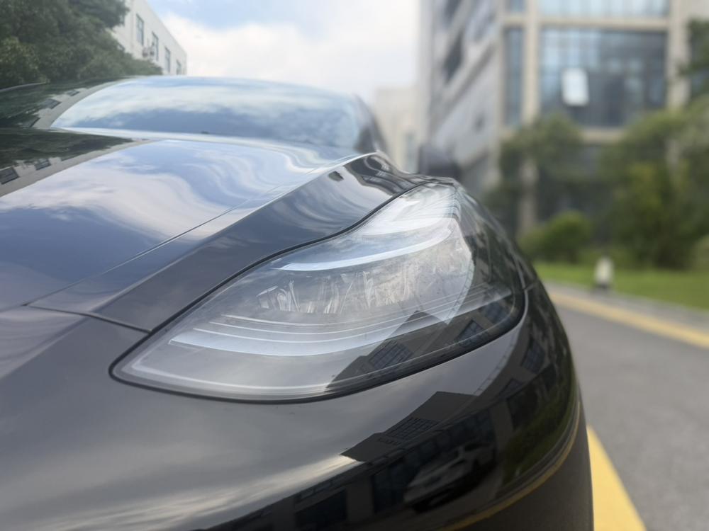 Tesla Model Y 2023 #8 Tesla Model Y 2023 car image #8