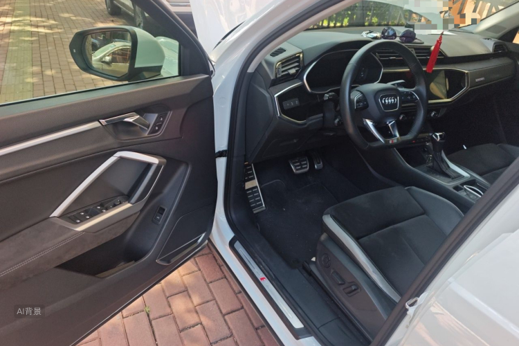 Audi Q3 2019 #18 Audi Q3 2019 car image #18