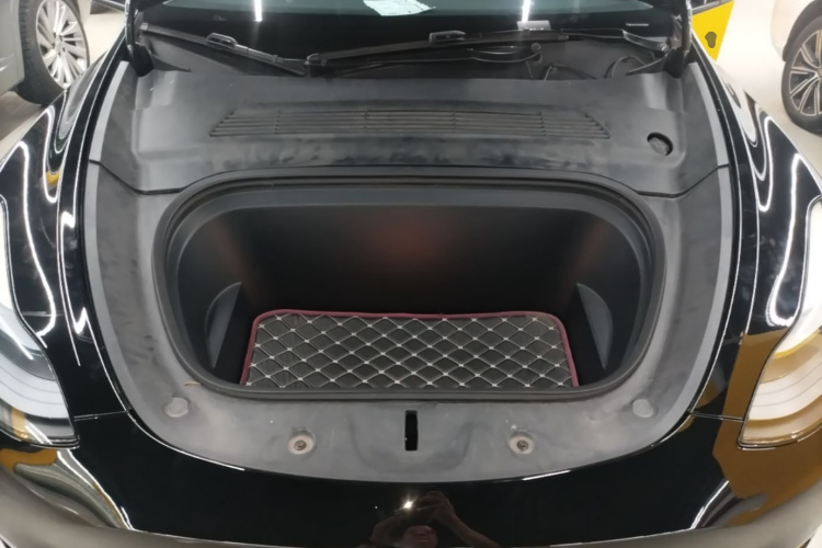 Tesla Model Y 2023 #20 Tesla Model Y 2023 car image #20