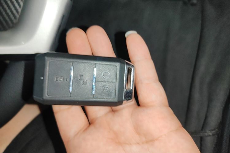 BYD Yuan New Energy 2019 immagine di auto #9